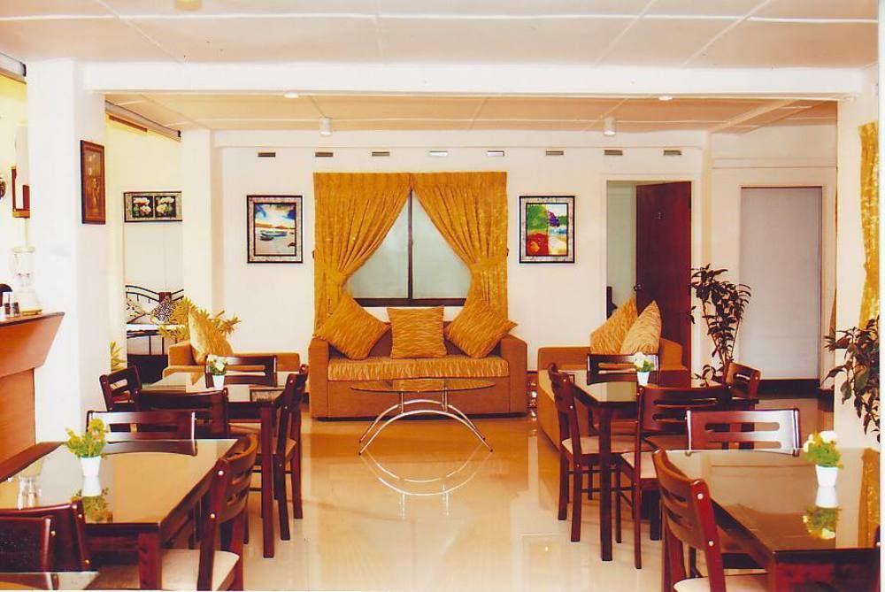 Charlton Kandy City Rest Kültér fotó