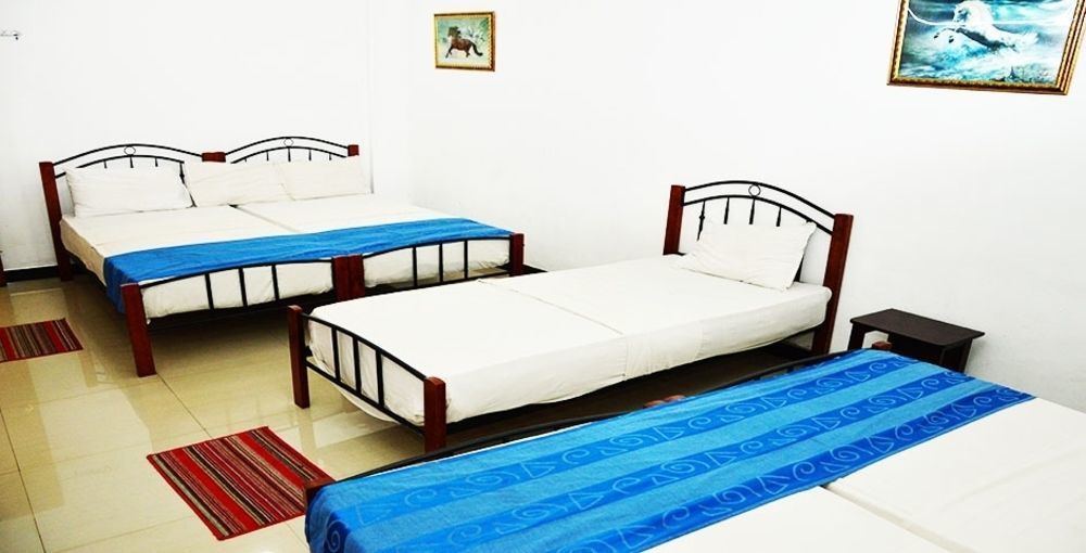 Charlton Kandy City Rest Kültér fotó